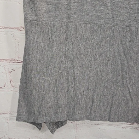Ivanka Trump Gray Short Sleeve Tee Side Split Top Womens Size XL - Picture 4 of 12